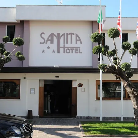 מלון Sannita 3*